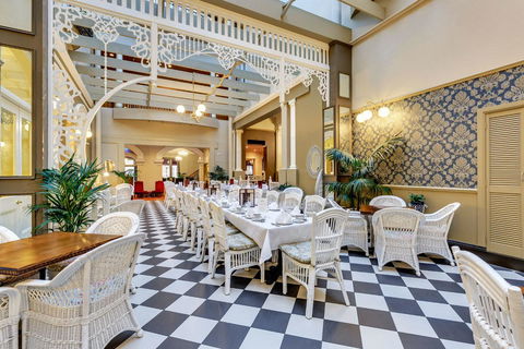 Hadley\'s Orient Hotel - Accommodation NSW 2