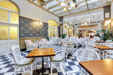 Hadley\'s Orient Hotel - Accommodation NSW 1