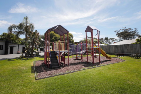 Georges Bay Apartments - Accommodation NSW 41