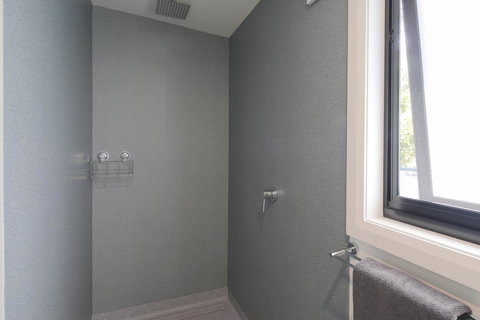 Georges Bay Apartments - Accommodation NSW 19