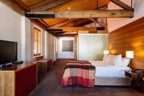 The Henry Jones Art Hotel - Accommodation NSW 25