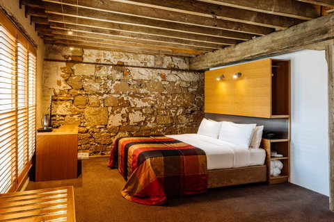 The Henry Jones Art Hotel - Accommodation NSW 16