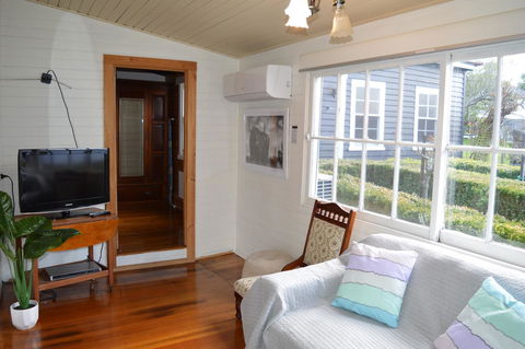 The Dragonfly Inn - Accommodation NSW 9
