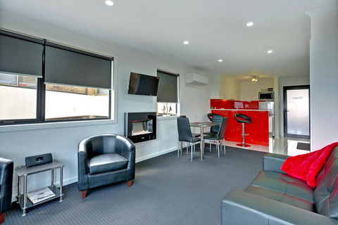 Burnie By The Bay Apartments - Accommodation NSW 6