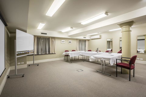 Launceston Central Apartment Hotel Official - Accommodation NSW 22