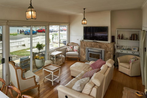 The Ultimate Beach House - Accommodation NSW 3