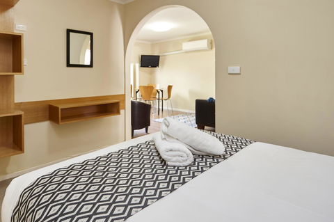Elphin Serviced Apartments - Accommodation NSW 31
