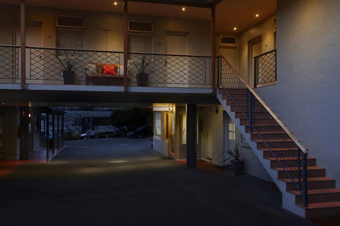Elphin Serviced Apartments - Accommodation NSW 20