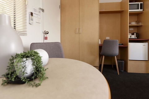 Elphin Serviced Apartments - Accommodation NSW 29