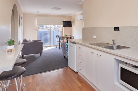 Elphin Serviced Apartments - Accommodation NSW 8