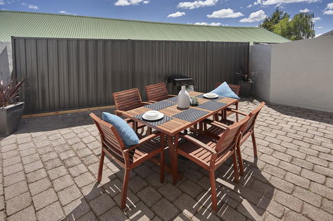 Elphin Serviced Apartments - Accommodation NSW 21