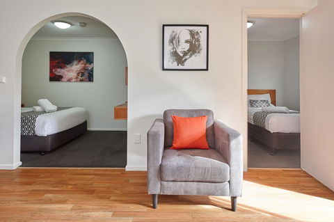 Elphin Serviced Apartments - Accommodation NSW 5