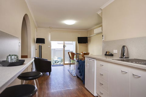 Elphin Serviced Apartments - Accommodation NSW 30