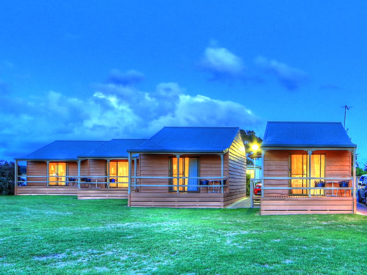 Low Head TAS Accommodation NSW