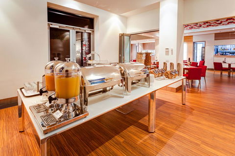 Mantra Charles Hotel - Accommodation NSW 18