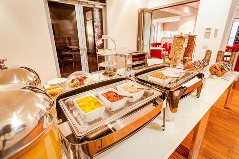 Mantra Charles Hotel - Accommodation NSW 12
