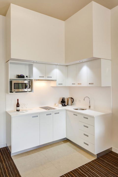 Mantra Charles Hotel - Accommodation NSW 3