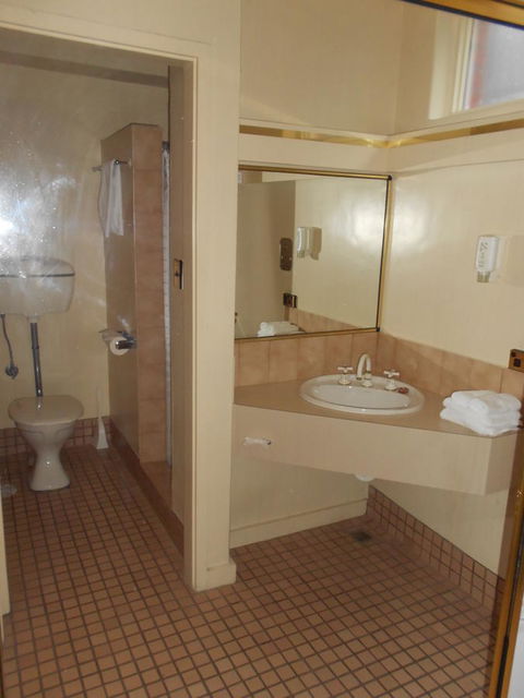 Commodore Regent - Accommodation NSW 34