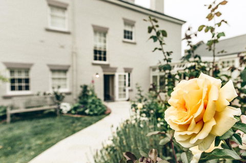 Prospect Country House & Restaurant - Accommodation NSW 4