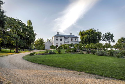 Prospect Country House & Restaurant - Accommodation NSW 1