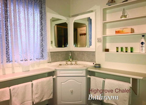 Highgrove - Accommodation NSW 8