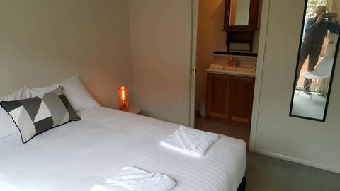 City Townhouse Walking Distance To City - Accommodation NSW 3