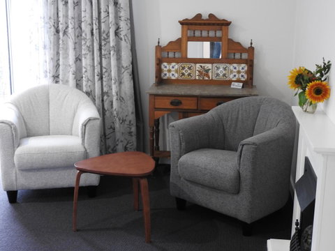Tamar House - Accommodation NSW 22