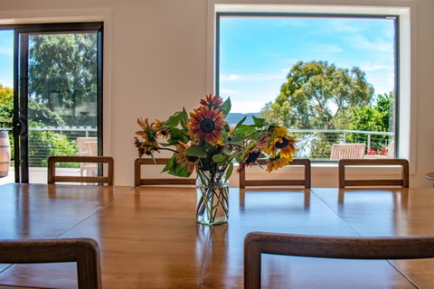 Tamar House - Accommodation NSW 13