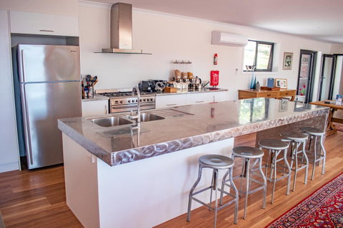 Tamar House - Accommodation NSW 12