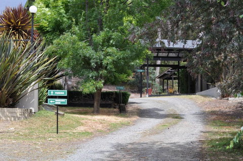 Oyster Cove Chalet - Accommodation NSW 23