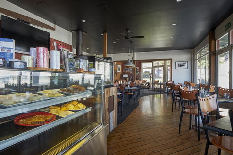 Bushman's Cafe - Accommodation NSW 2