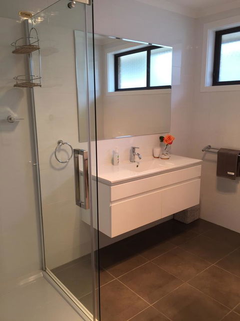 Swansea Beach House Oceanfront - Accommodation NSW 7