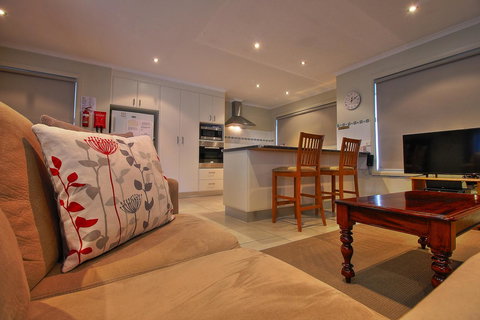 Hobart Villa - Accommodation NSW 3