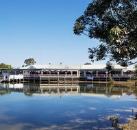 Nightcap at Waterfront Hotel - Accommodation NSW