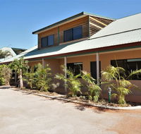 Ningaloo Breeze Villa 7 - 3 Bedroom Fully Self-Contained Holiday Accommodation - Accommodation NSW