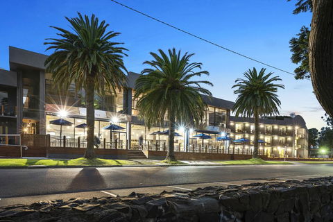 North Pier Hotel - Accommodation NSW 0