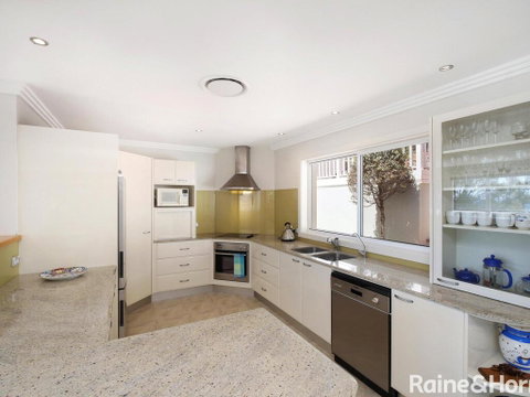 Ocean Breeze - 41 Kurrawyba Avenue, Terrigal - Accommodation NSW 3
