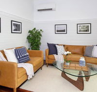 Ocean Mist Cottage - across from pet friendly beach - Accommodation NSW