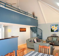 Osprey Holiday Village Unit 115 - Idyllic 3 Bedroom Holiday Villa with a Pool in the Complex - Accommodation NSW