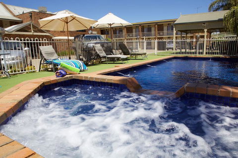 Paddlewheel Motel - Accommodation NSW 0