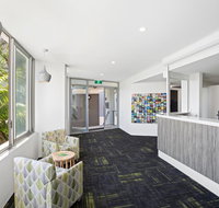 Palm Court Motor Inn - Accommodation NSW