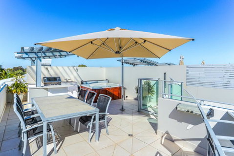 Panoramic River And Ocean Views, Noosaville - Accommodation NSW 3