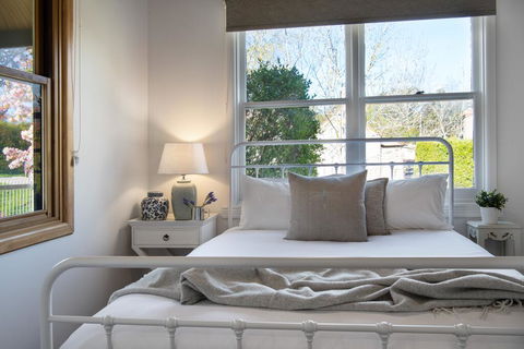 Pembroke House - Accommodation NSW 3