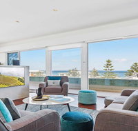 Perpendicular Penthouse - modern beachside apartment - Accommodation NSW