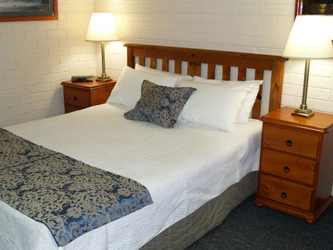 Pigeon House Motor Inn - Accommodation NSW 1