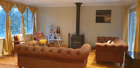 Pine Tree Lodge - Accommodation NSW 2