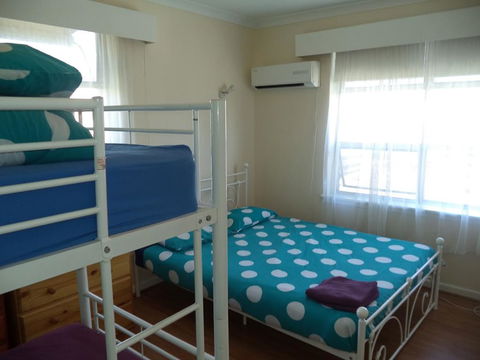 Port Adelaide Backpackers - Accommodation NSW 3