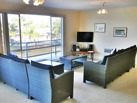 QUAYS 6 - Accommodation NSW 2