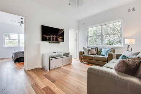 Renovated Art Deco Flat Close To City And Harbour - Accommodation NSW 0