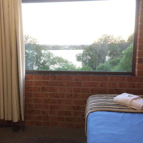 Riverview Motor Inn - Accommodation NSW 3